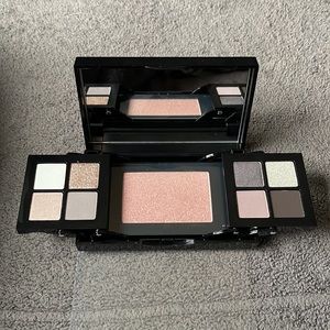 Bobbi Brown Eye Shadow Palette - Caviar & Oyster